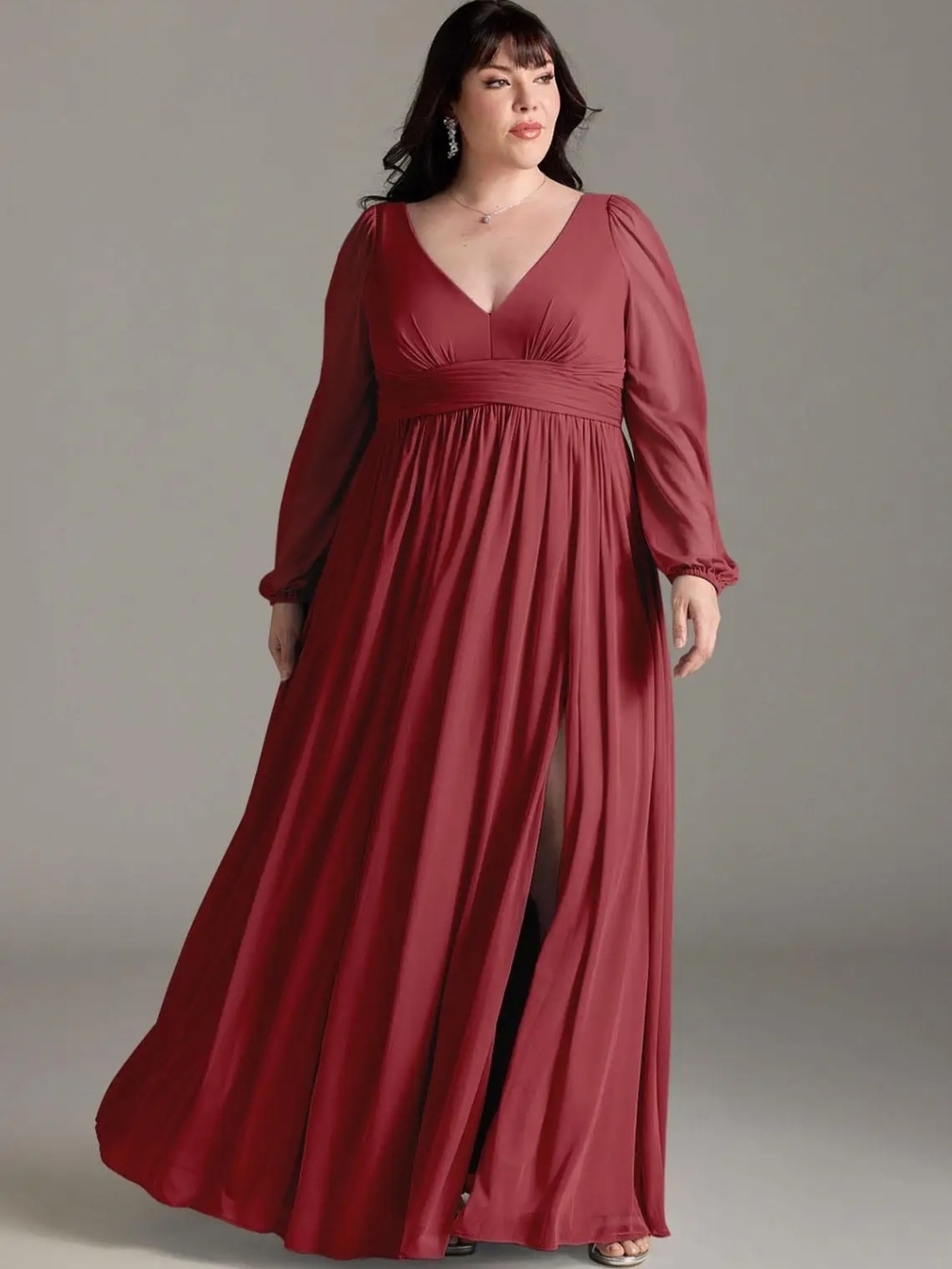 Azazie Burgundy V-Neck Long Sleeve Chiffon Maxi Dress NWT Size 4x